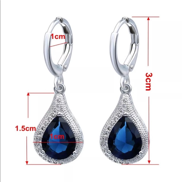 ๐NEW Sapphire & Sterling Teardrop Earrings - Picture 4 of 4